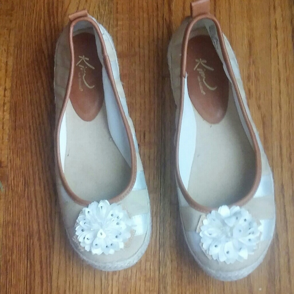 Kim rogers flats